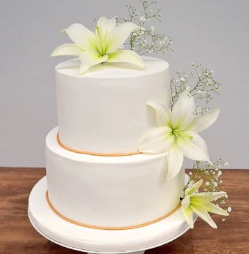 2 Tier Cake Garnish With Flower